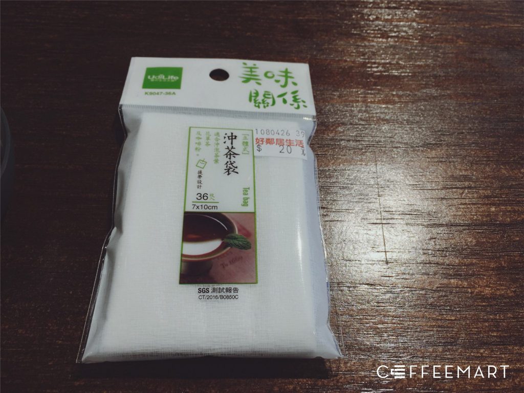 一般賣場就可以買得到的茶袋，可以用來作冷萃咖啡